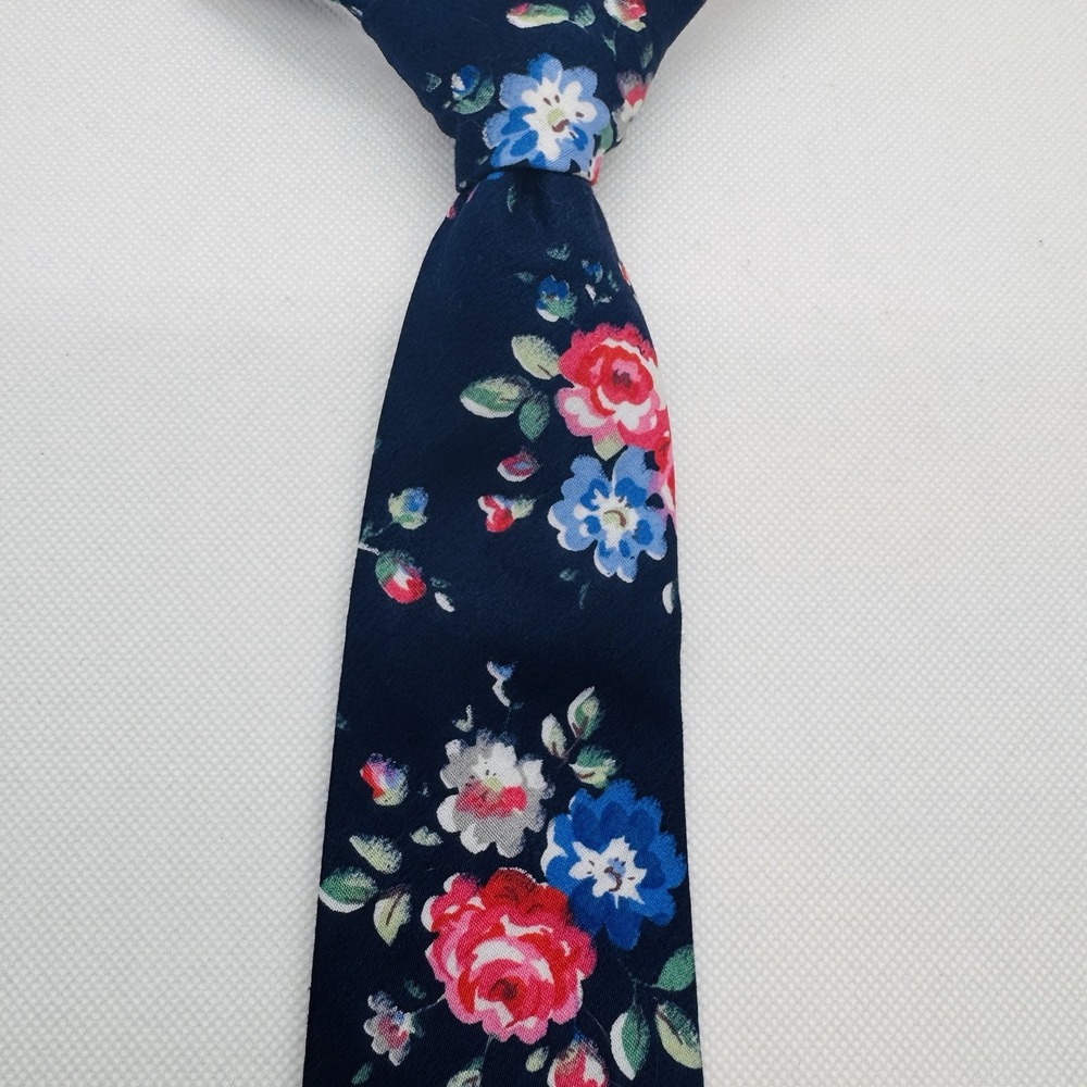 Rooster Designer Tie‎ Men 60"x2.75" Navy Floral Skinny